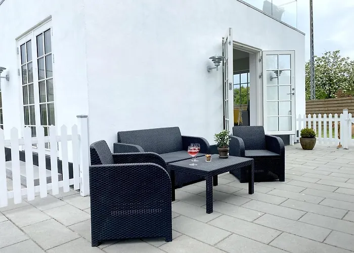 The Beach House Suite